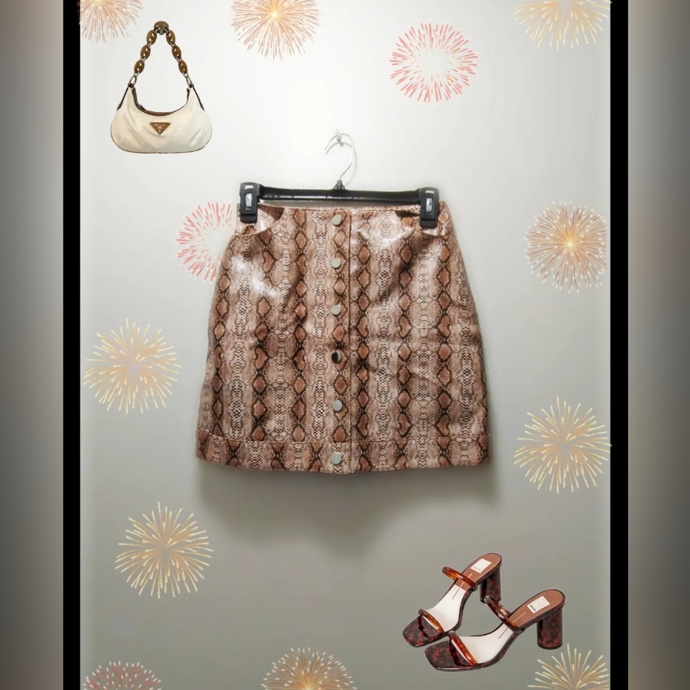 TopShop Snakeprint Mini Skirt Size 2